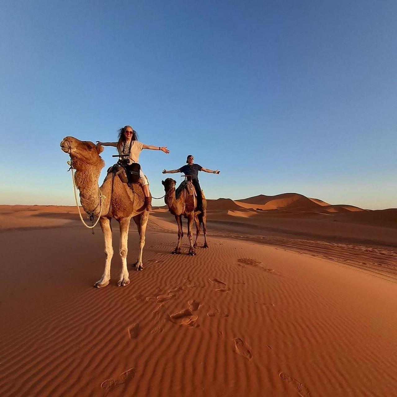 Merzouga Berbers Luxury Camp 外观 照片